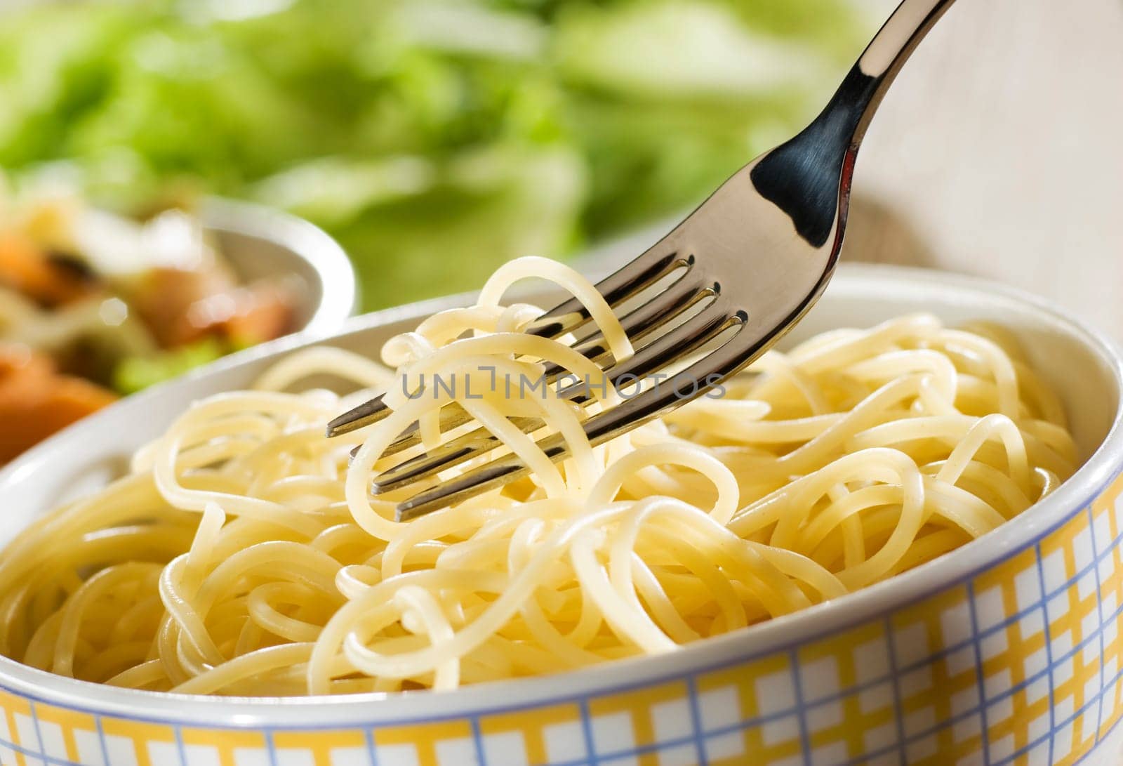 fresh spaghetti in a bowl close up shoot