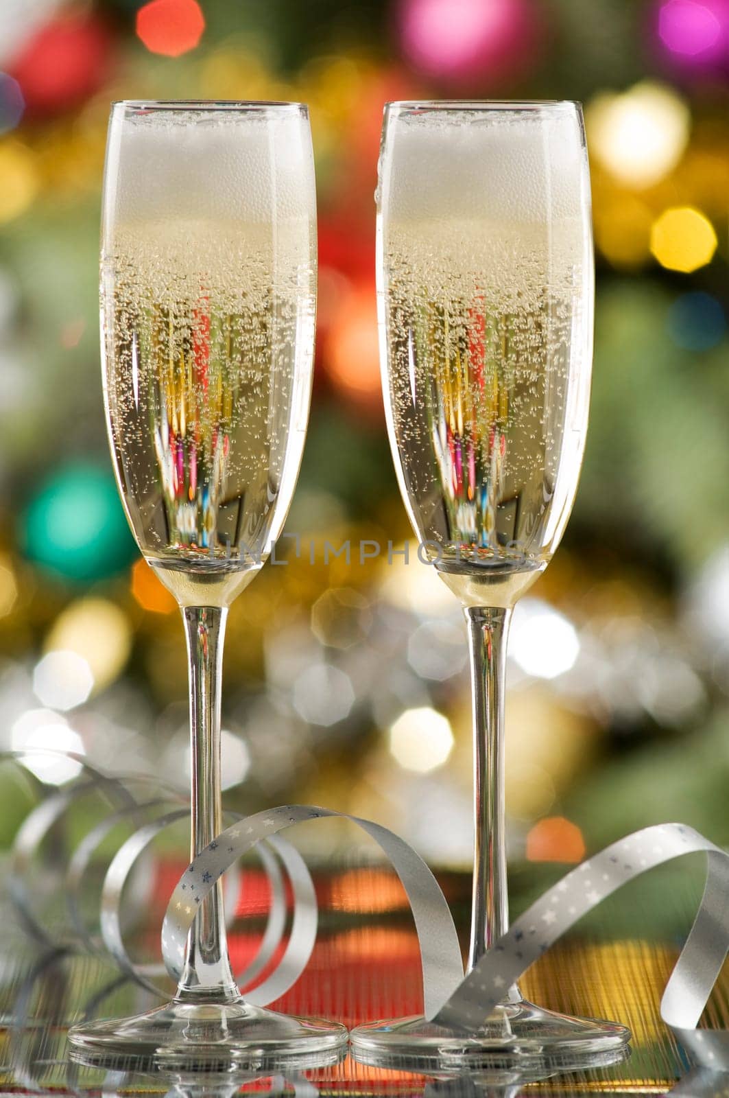 two glasses of champagne close up shoot