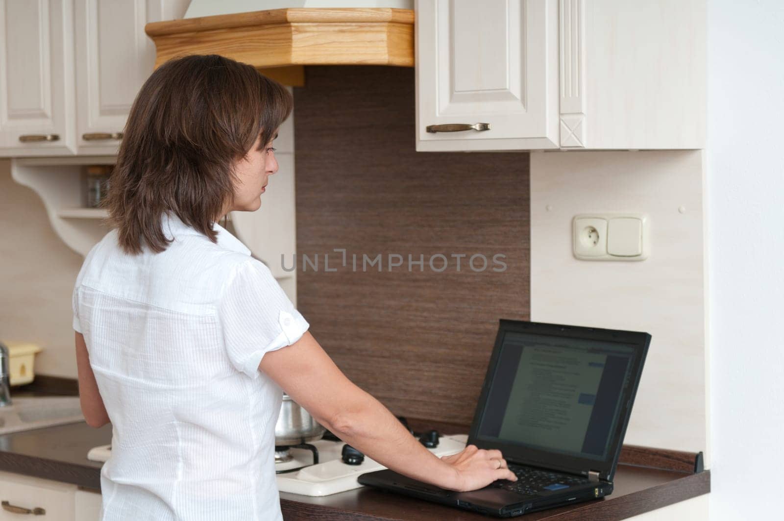 Multitasking - preparing meal and working