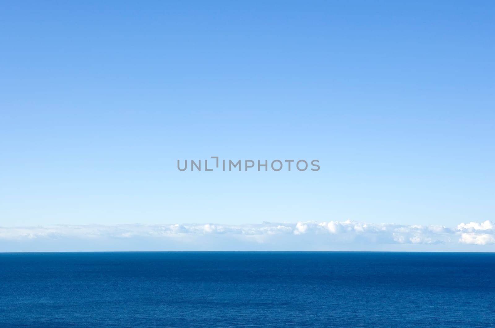 Horizon over Water on a sunny day