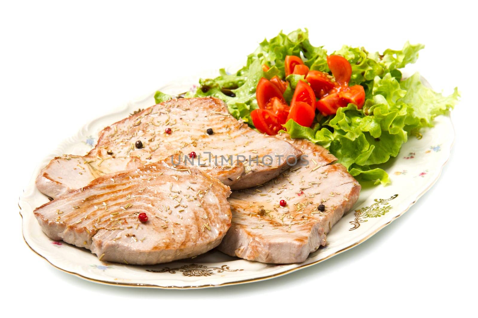 tuna filet with salad