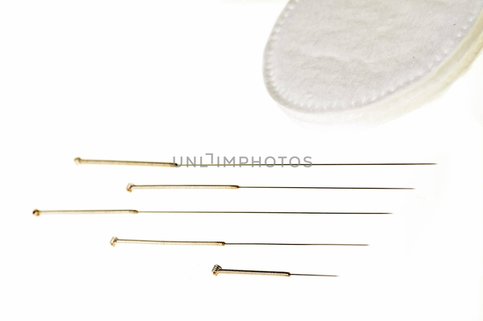 Acupuncture needles