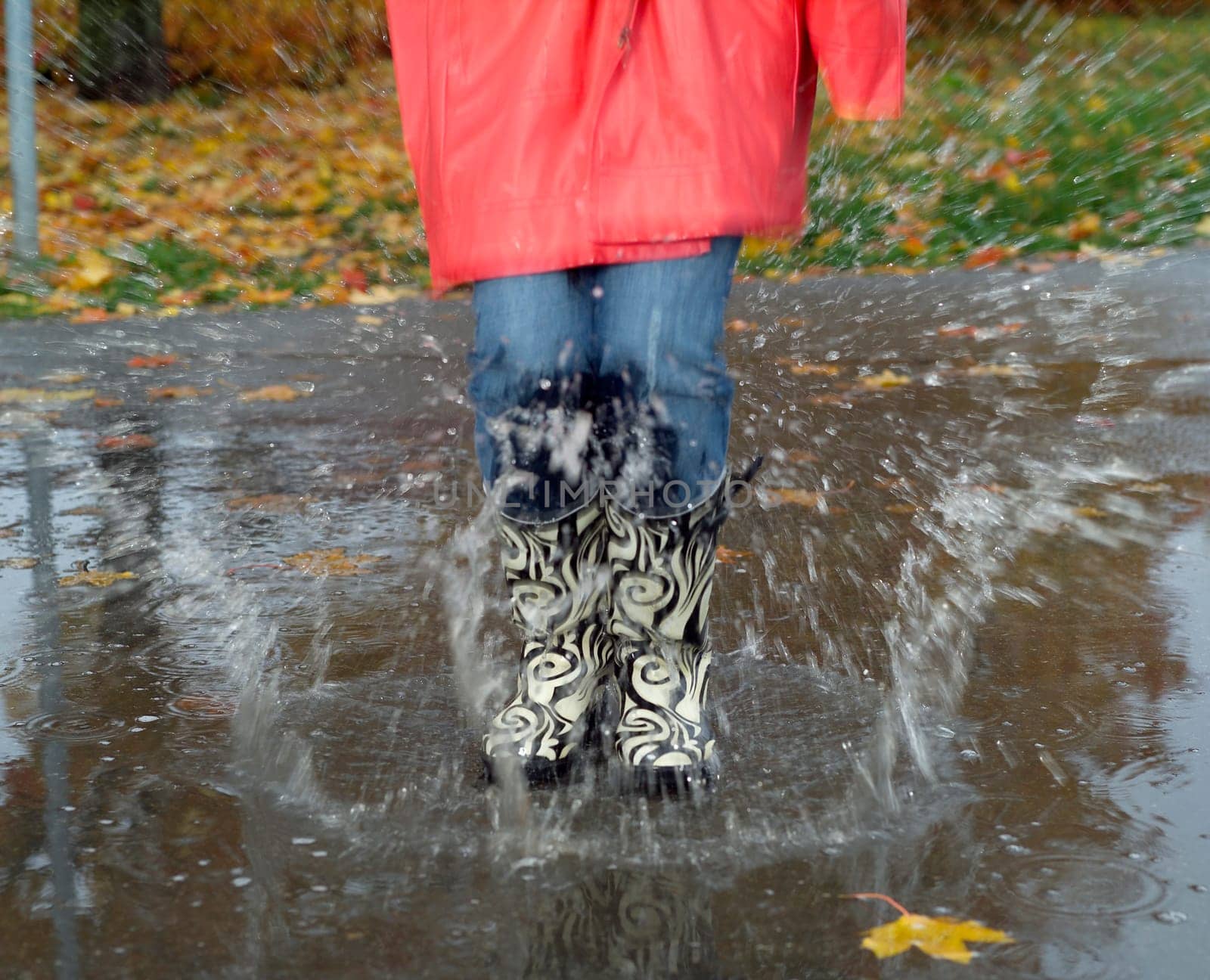 Jumping in a pool of water
