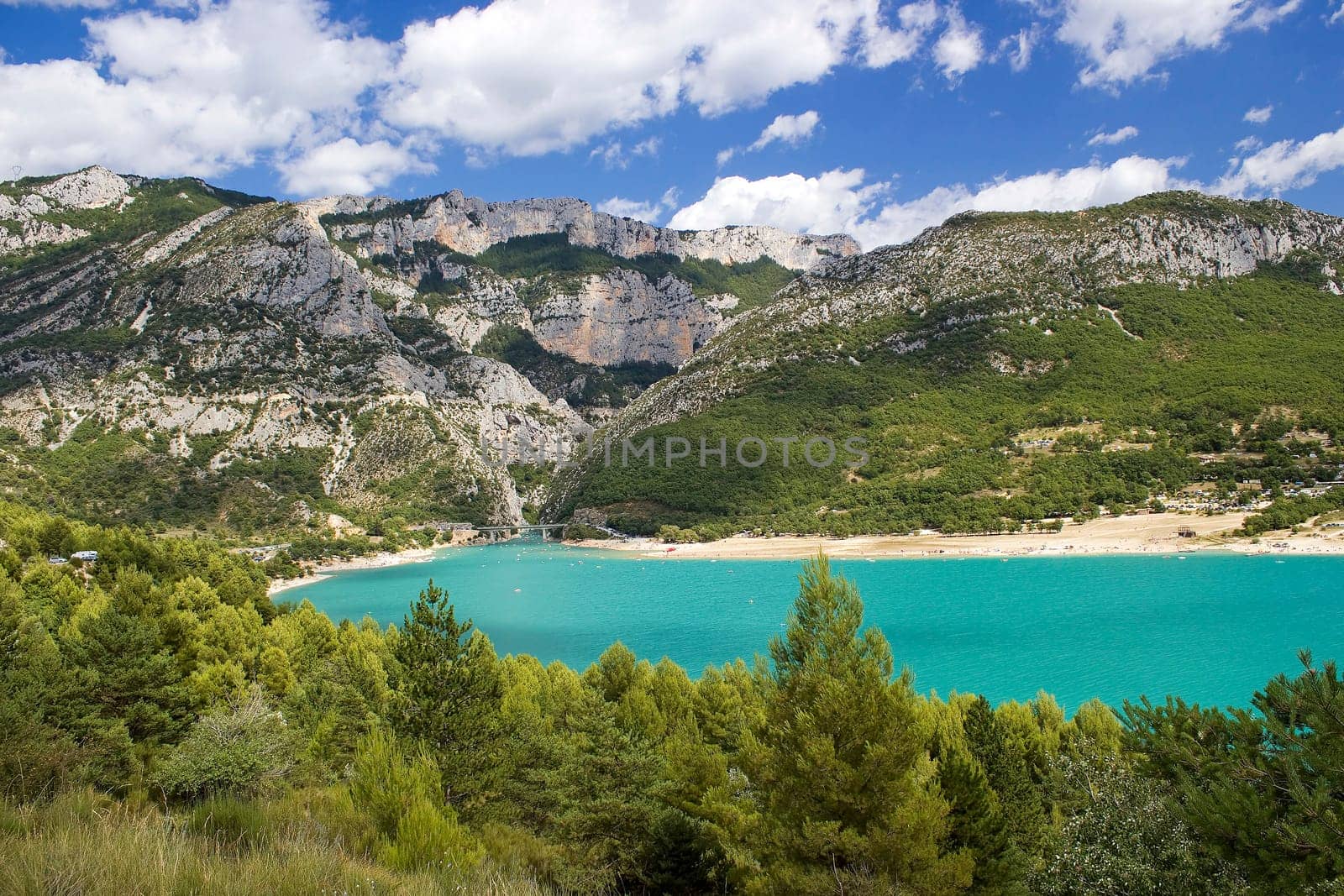 Lac de Sainte Croix (Provence - Alpes, France) - View of the lake