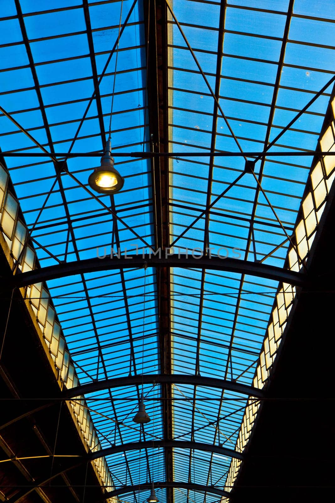 trainstation in Wiesbaden, glass of roof gives a beautiful harmonic structure