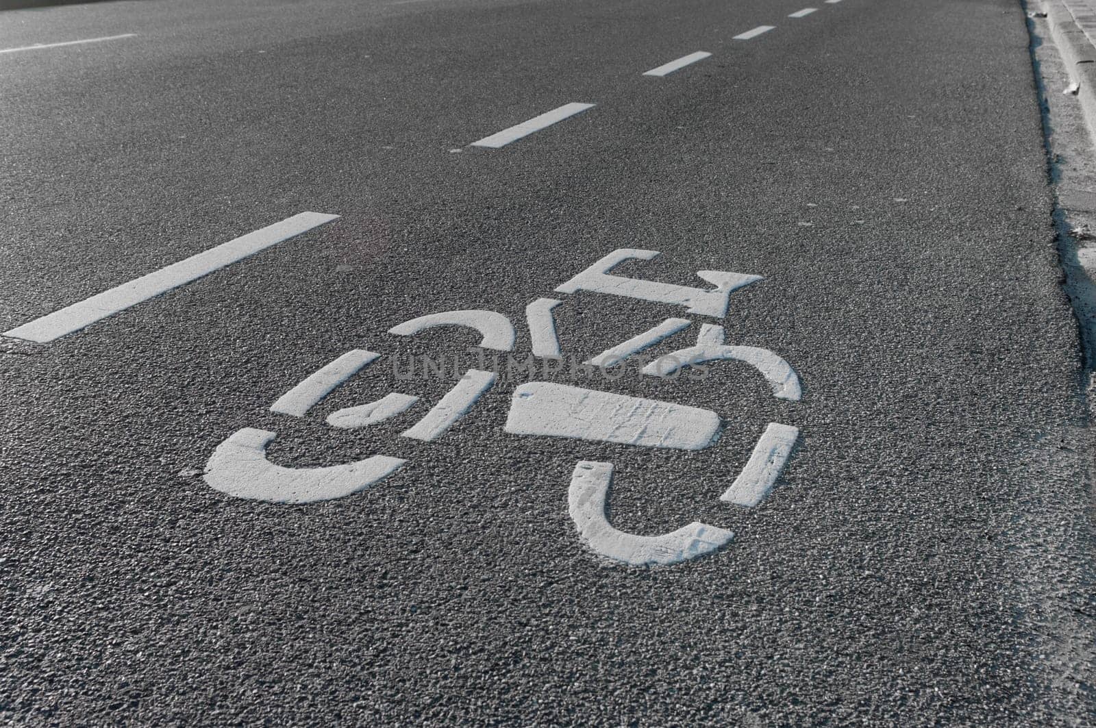 bicycle sign on street