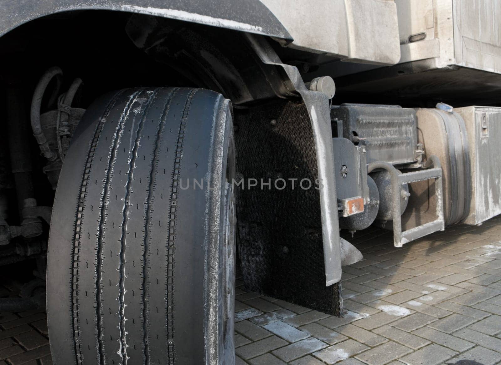 front view of a truck wheel