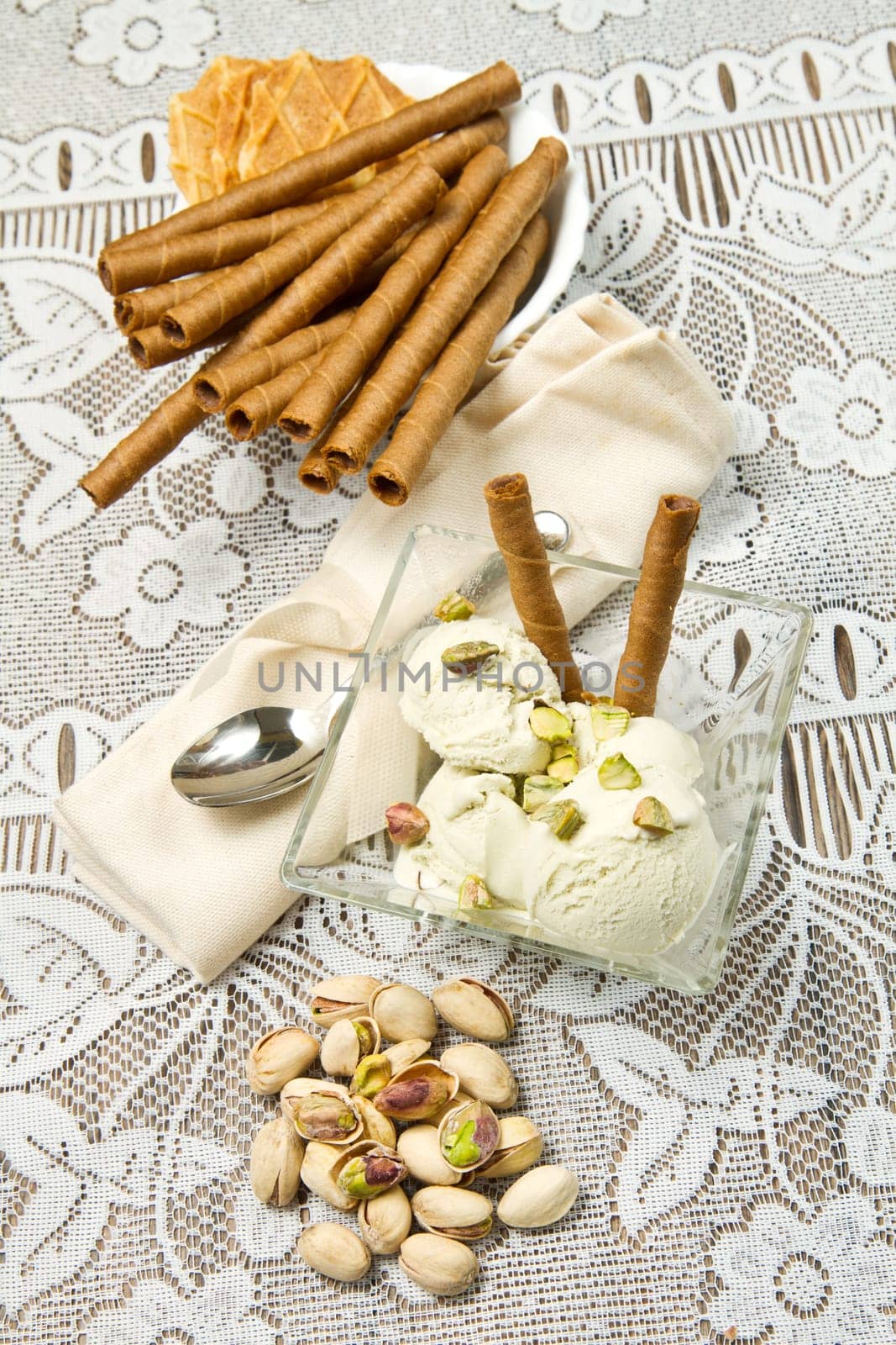 ice cream pistachio