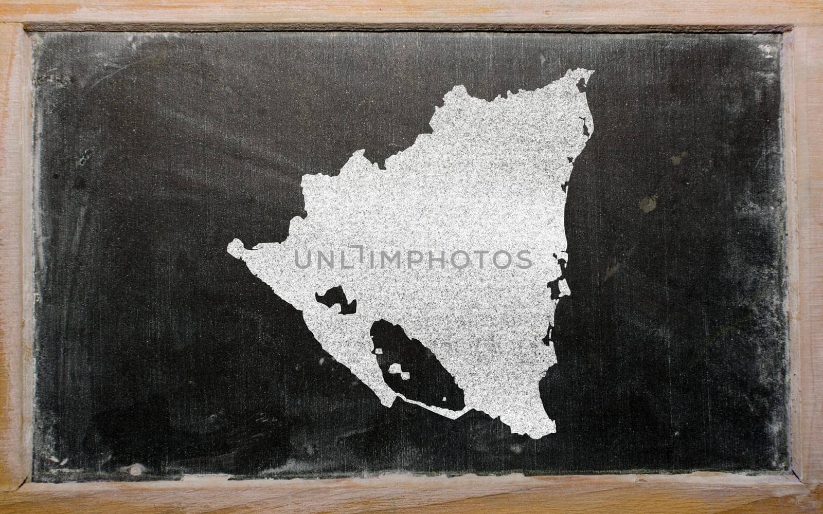 drawing of nicaragua on blackboard, drawn by chalk