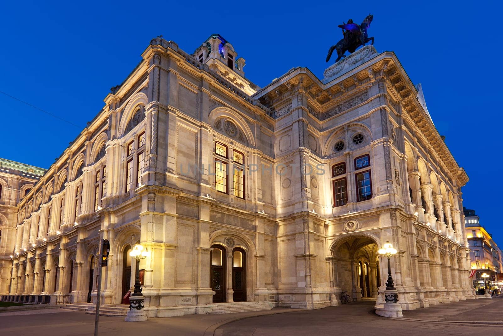 Vienna State Opera,Night Scene,Historic Building and Landmark