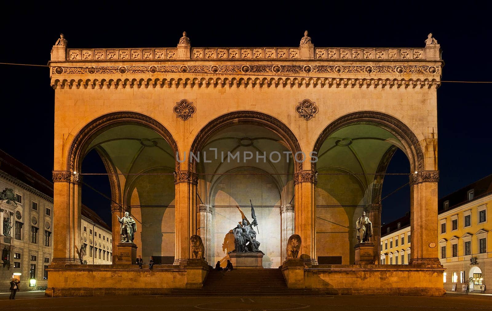 The Feldherrnhalle in Munich in Germany at night