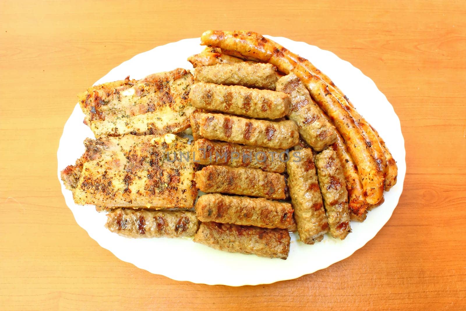 Prepared meat from the grill, ready for eating