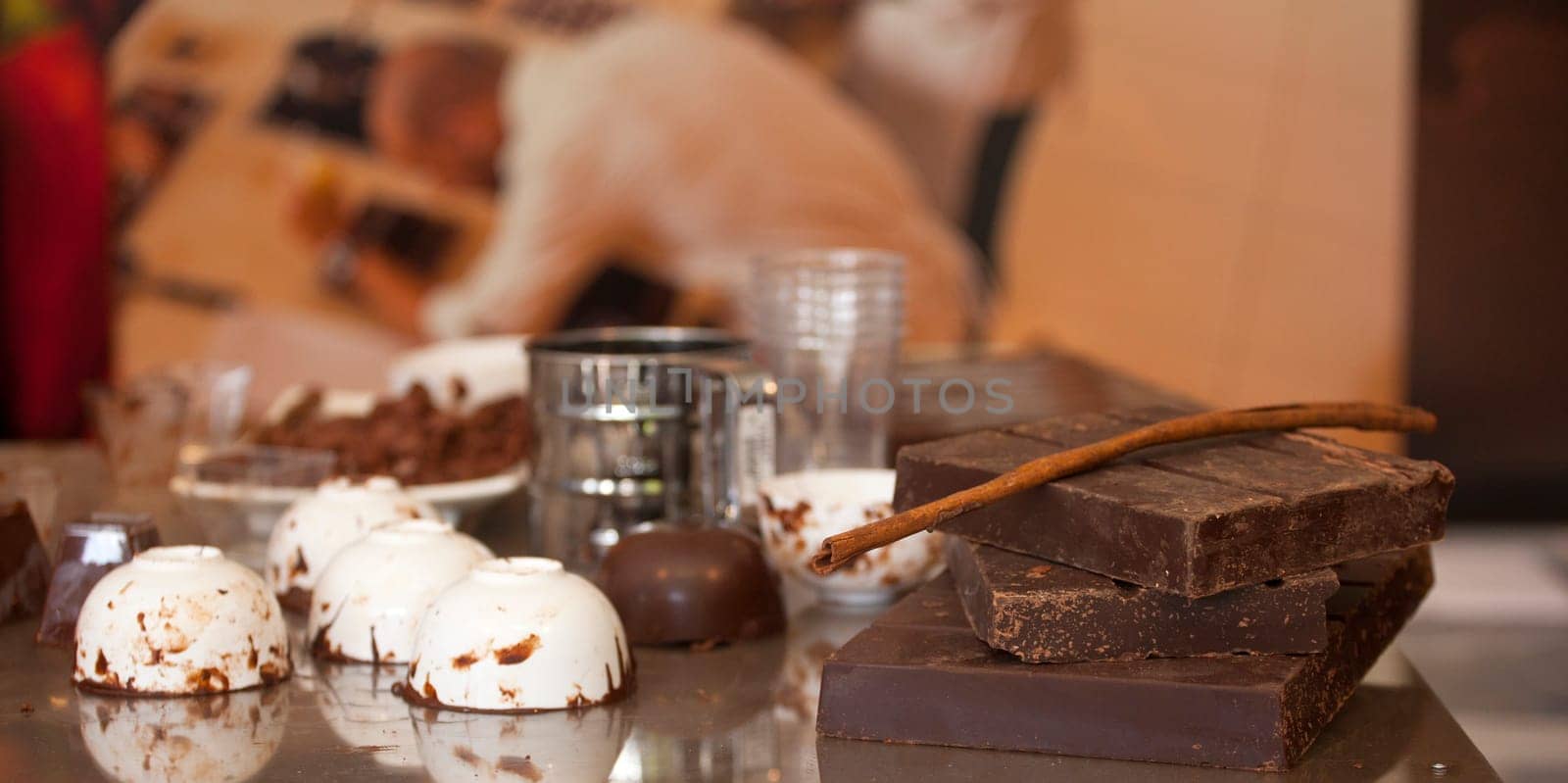 Chocolate and cinnamon on the table