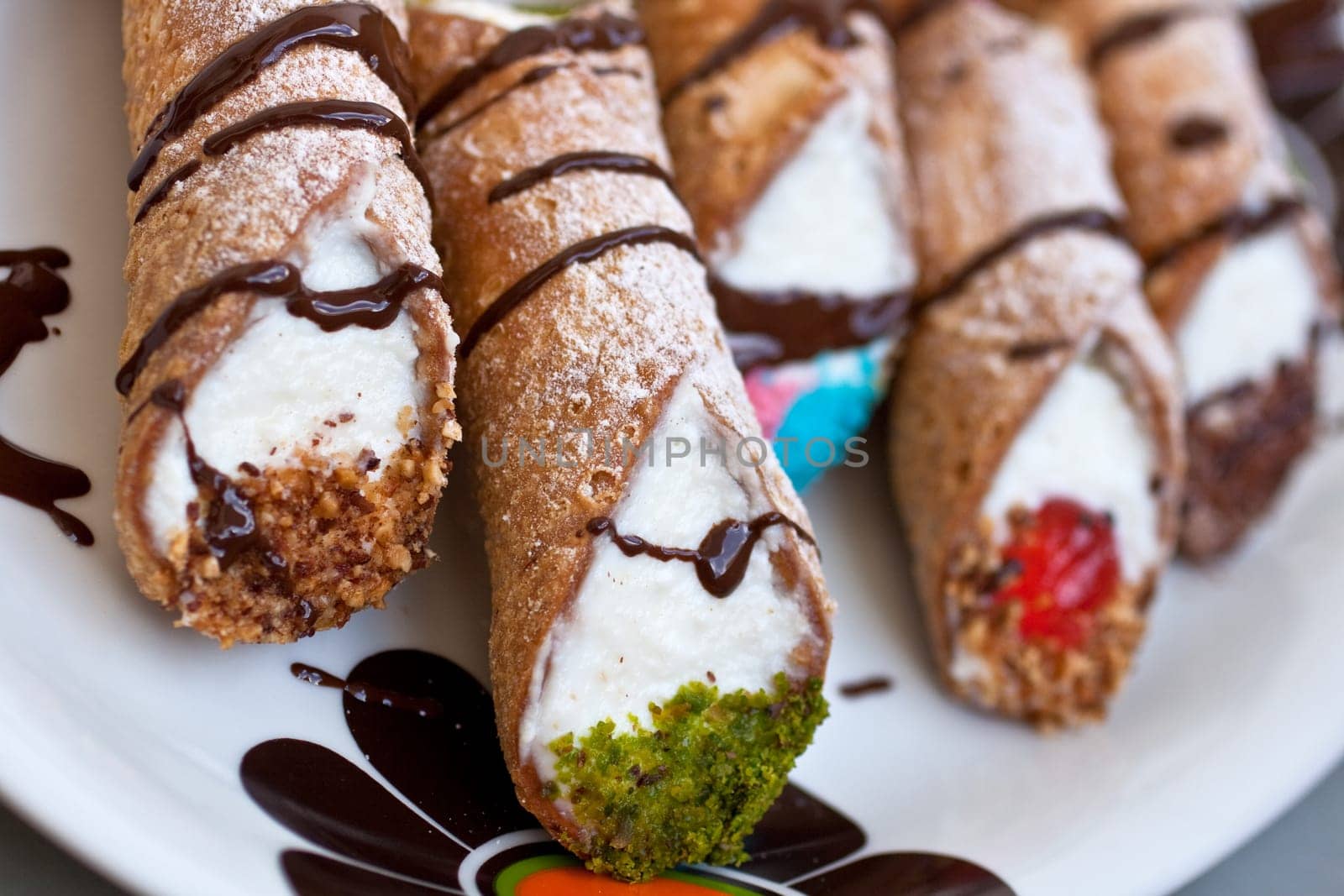 Cannoli siciliani - Sicilian pastry on a dish