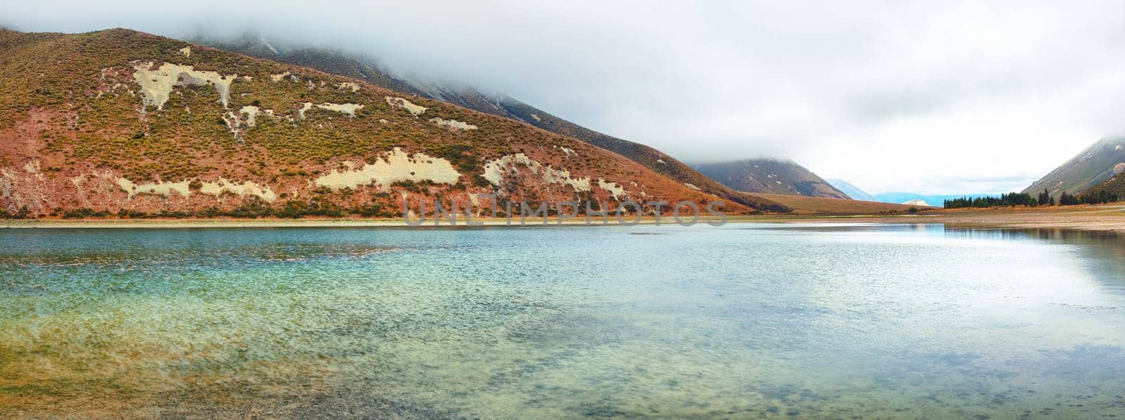 Lyndon lake. Southern Alps. Arthurs Pass. New Zealand