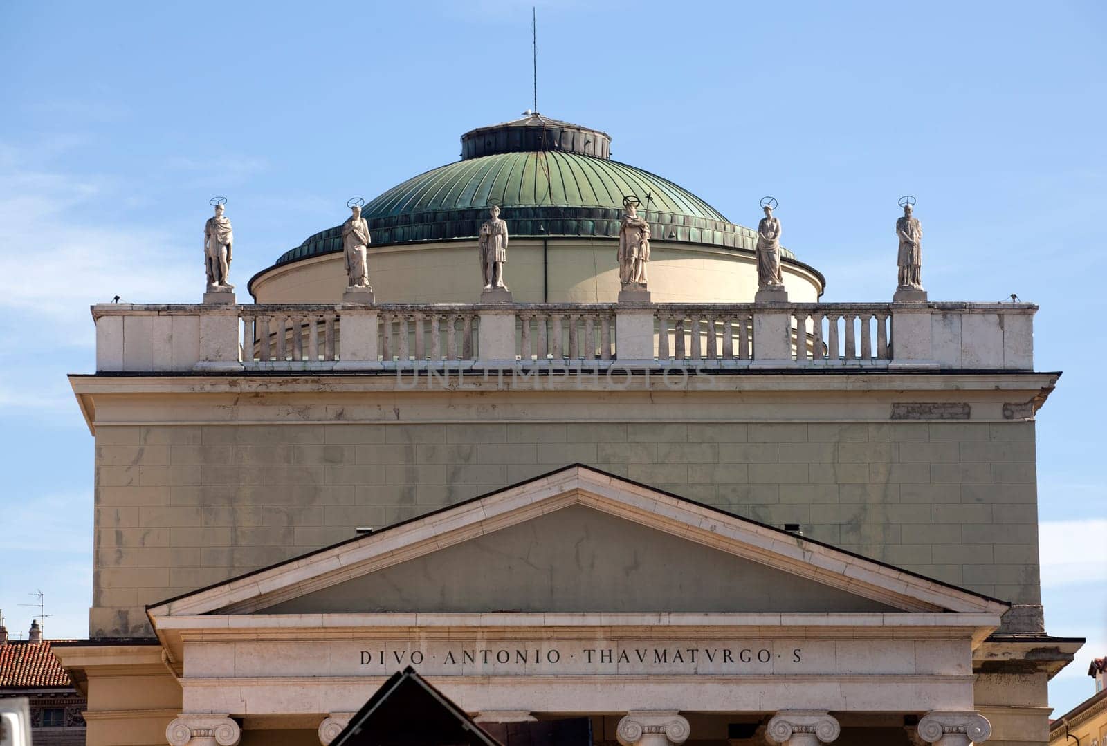 Statues on St. Antonio cathedral - Trieste, Italy