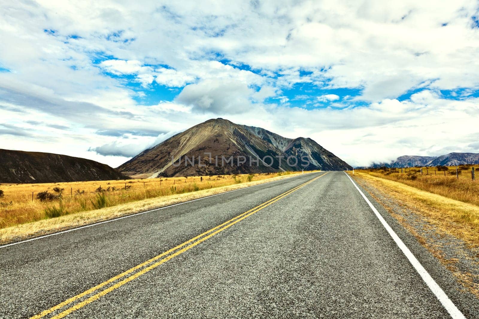 Great Alpine highway.  Arthurs Pass. New Zealand