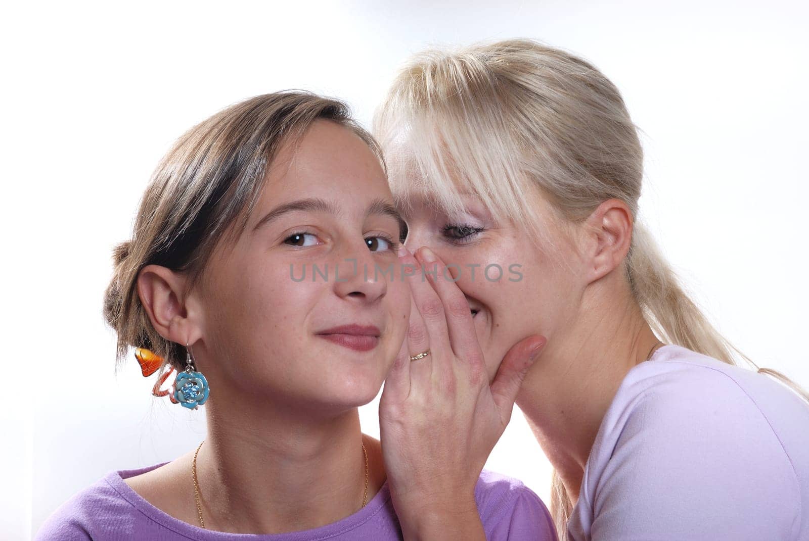 Complicity between mother and daughter