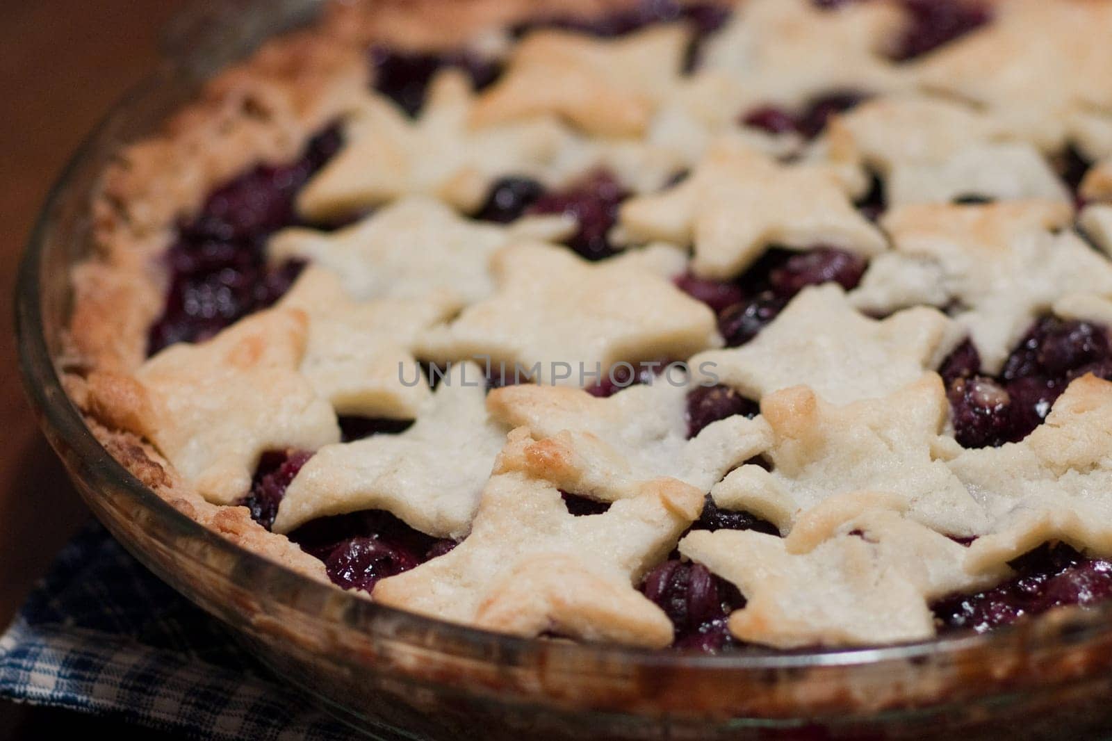 Blackberry Pie Served in a Dish