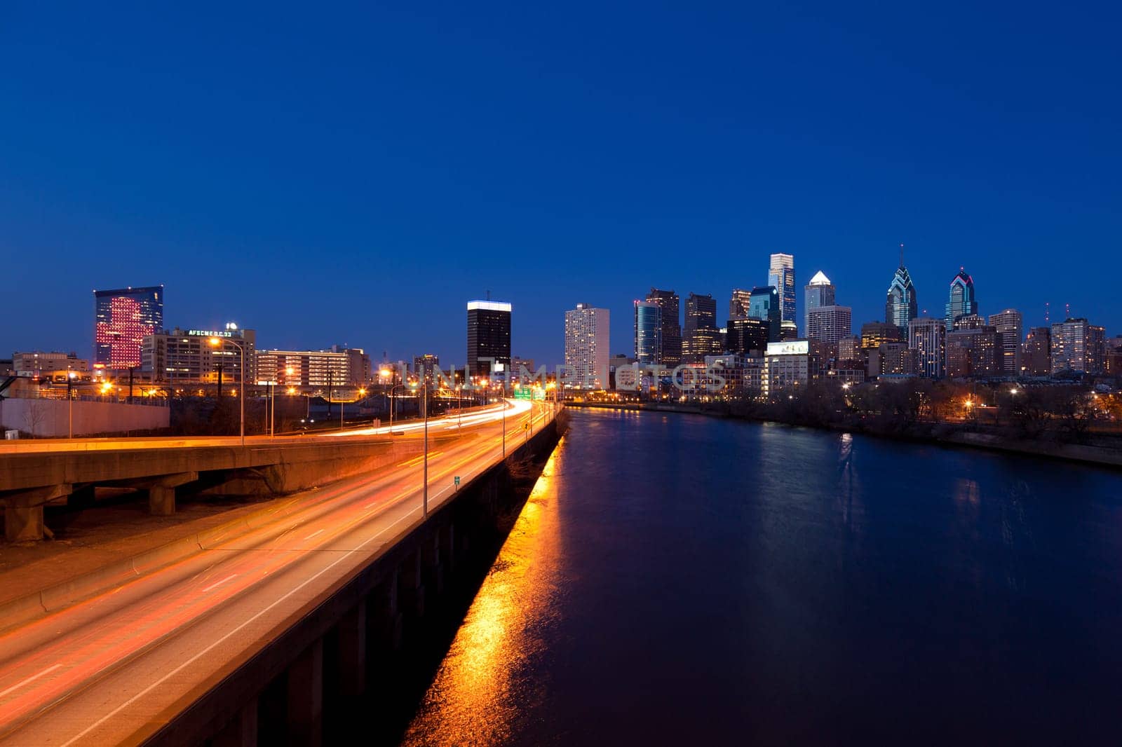 Beautiful skyline of Philadelphia by night