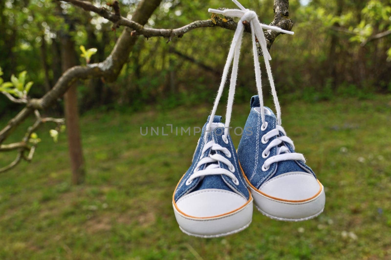 Children's shoes
