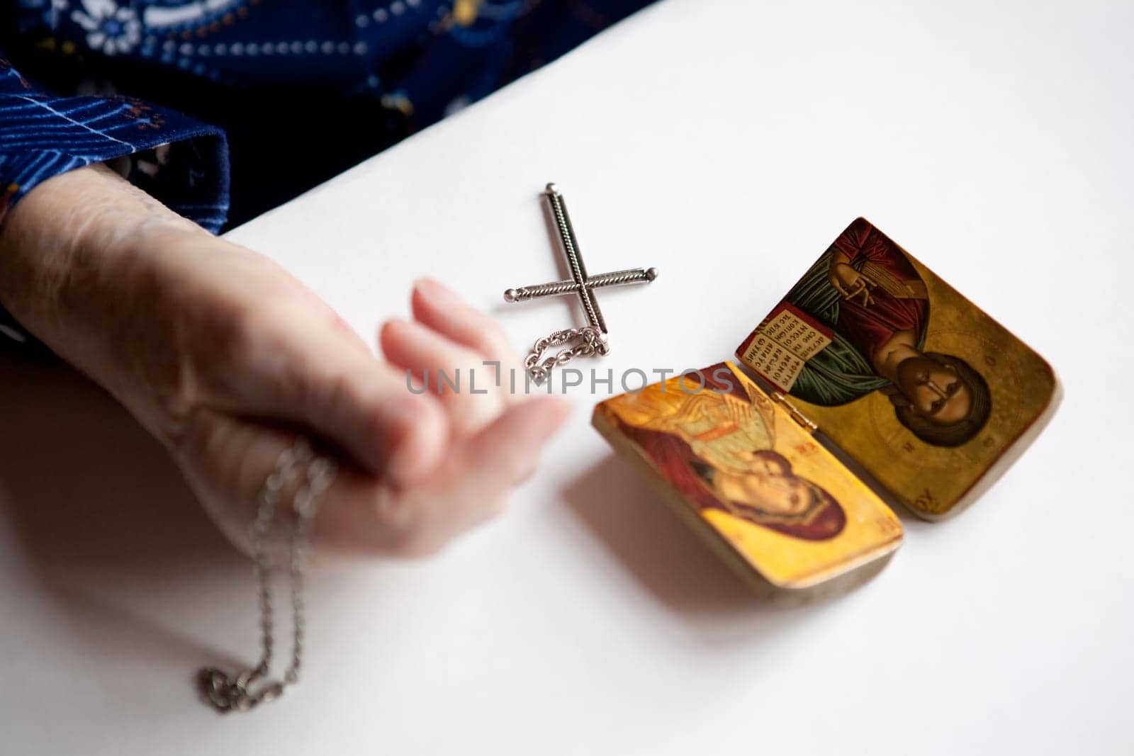 Religious symbolism, focus on the cross