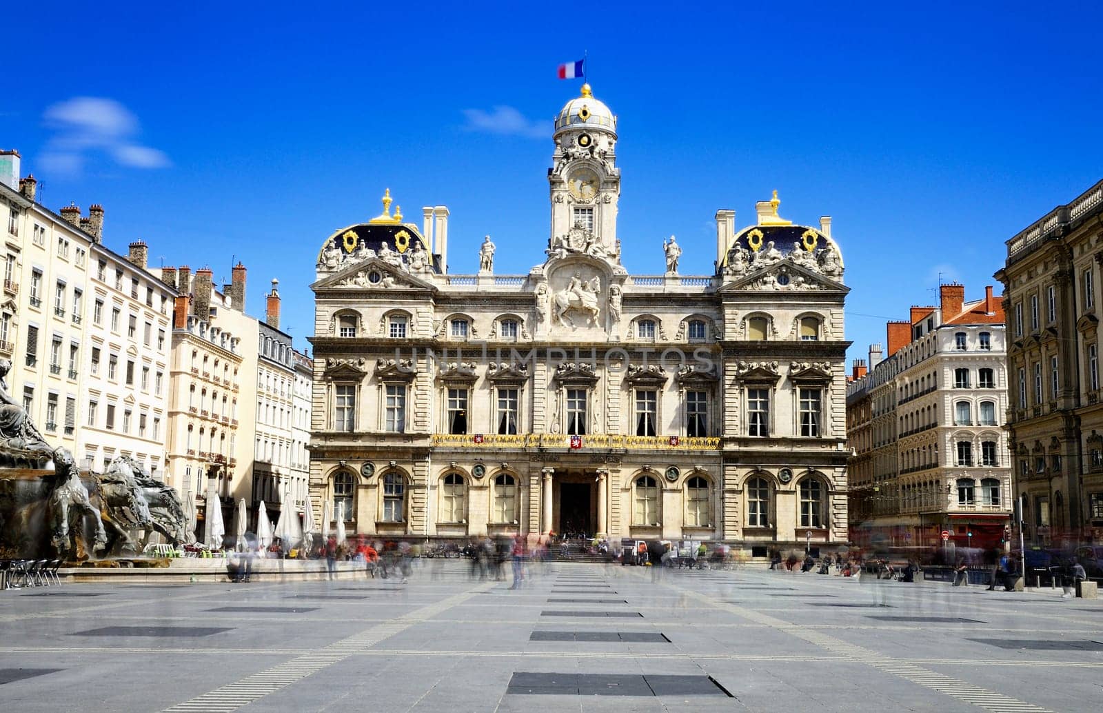 The Bartholdi fountain in Lyon (France) was sculpted in 1889 by Bartholdi (responsible for the Statue of Liberty in New York)