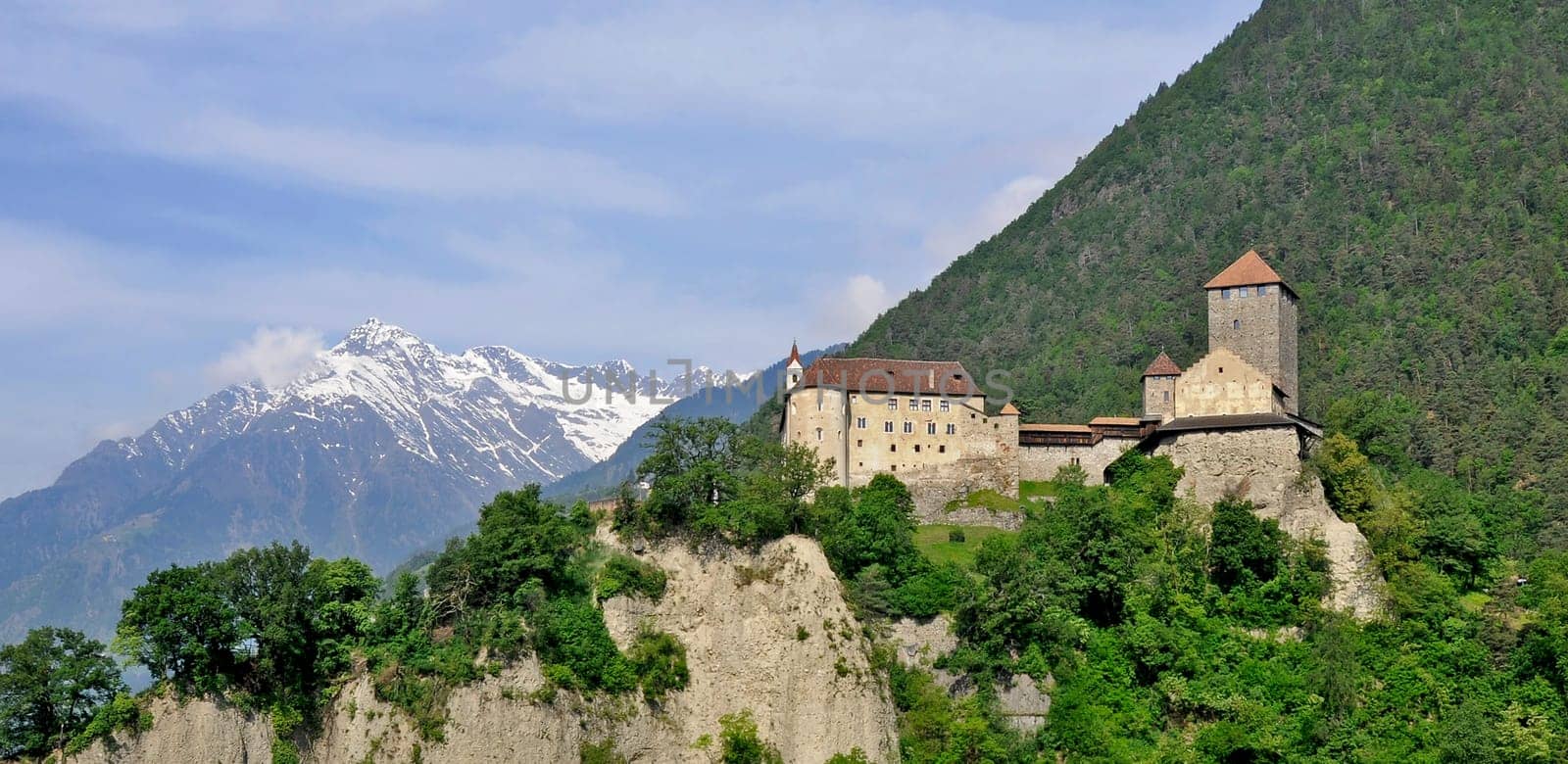 Tyrol Castle ob Merano/Lagundo