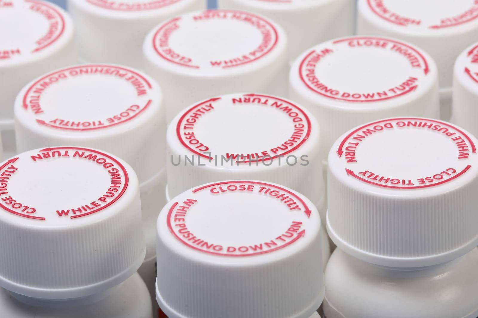 Medicine plastic bottle