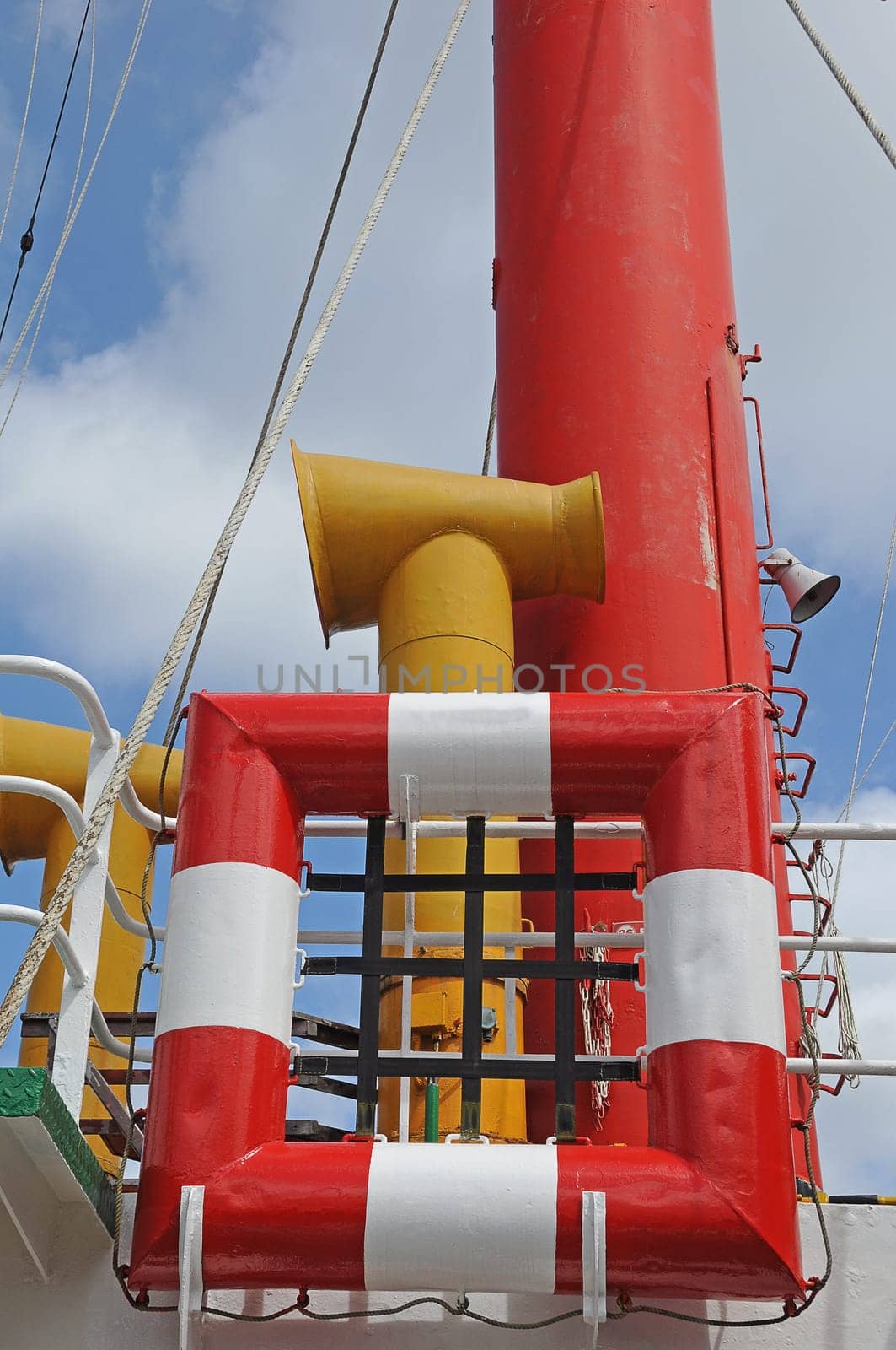 Life raft