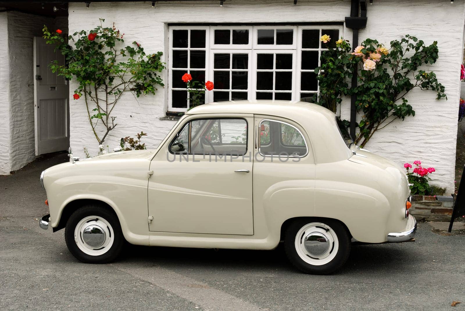 old MG car restored in Cornwall