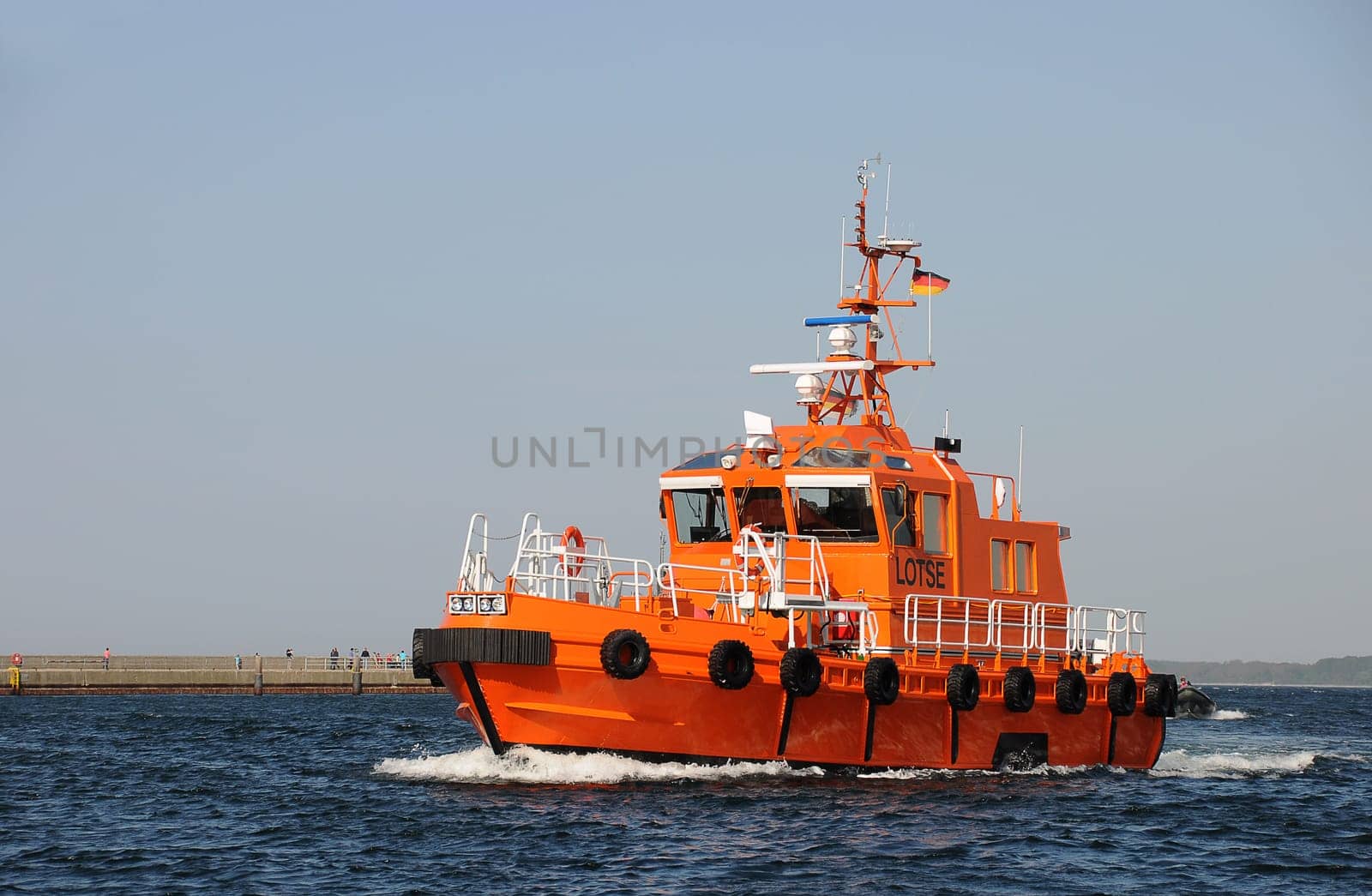 Pilot boat