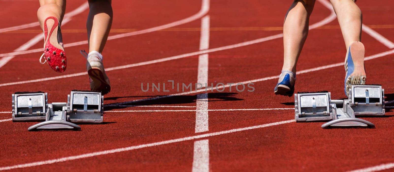 Sprint start in athletics