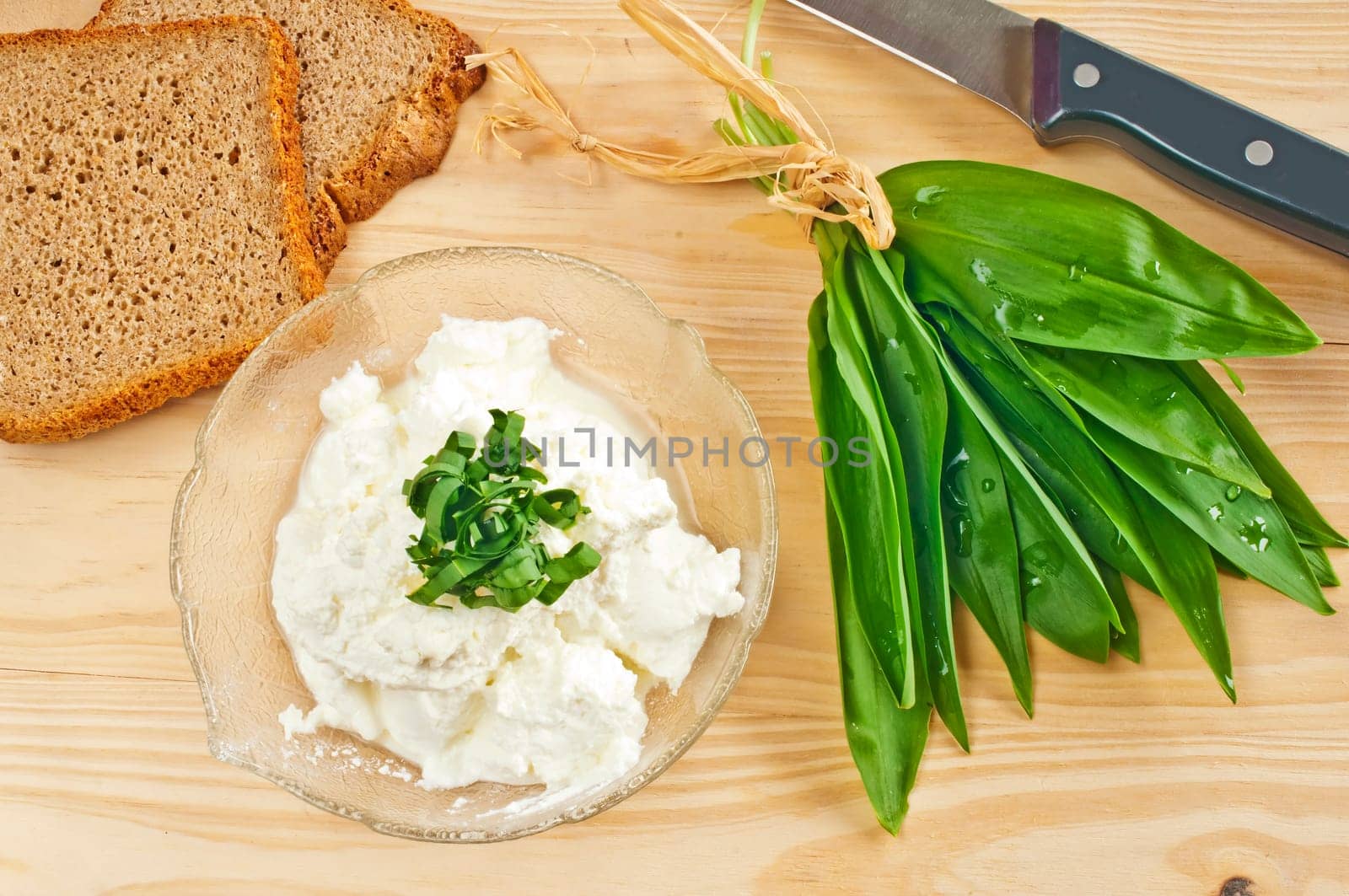 Wild garlic and quark