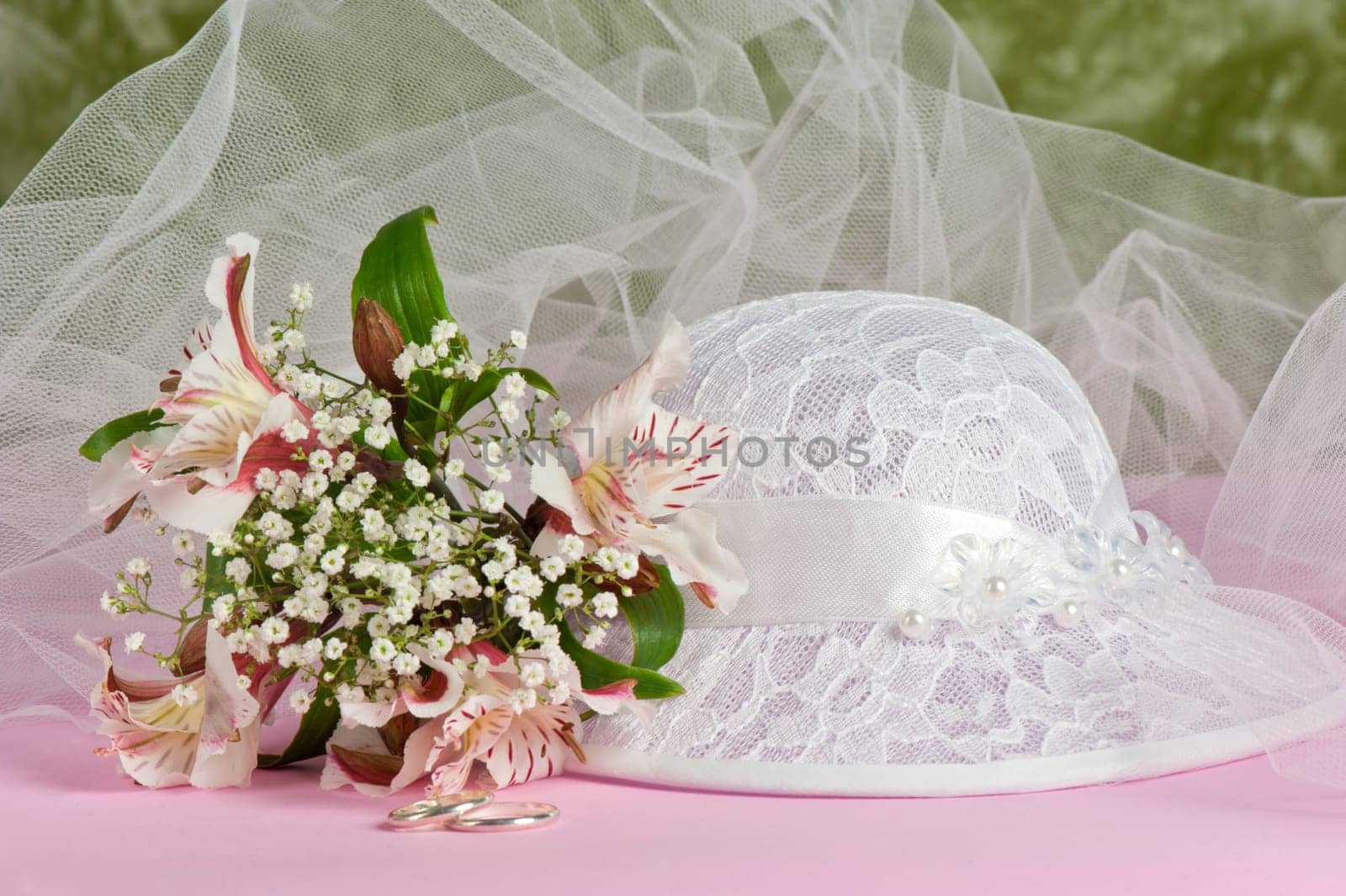 Arrangement with flowers and favors for wedding, baptism and First Communion
