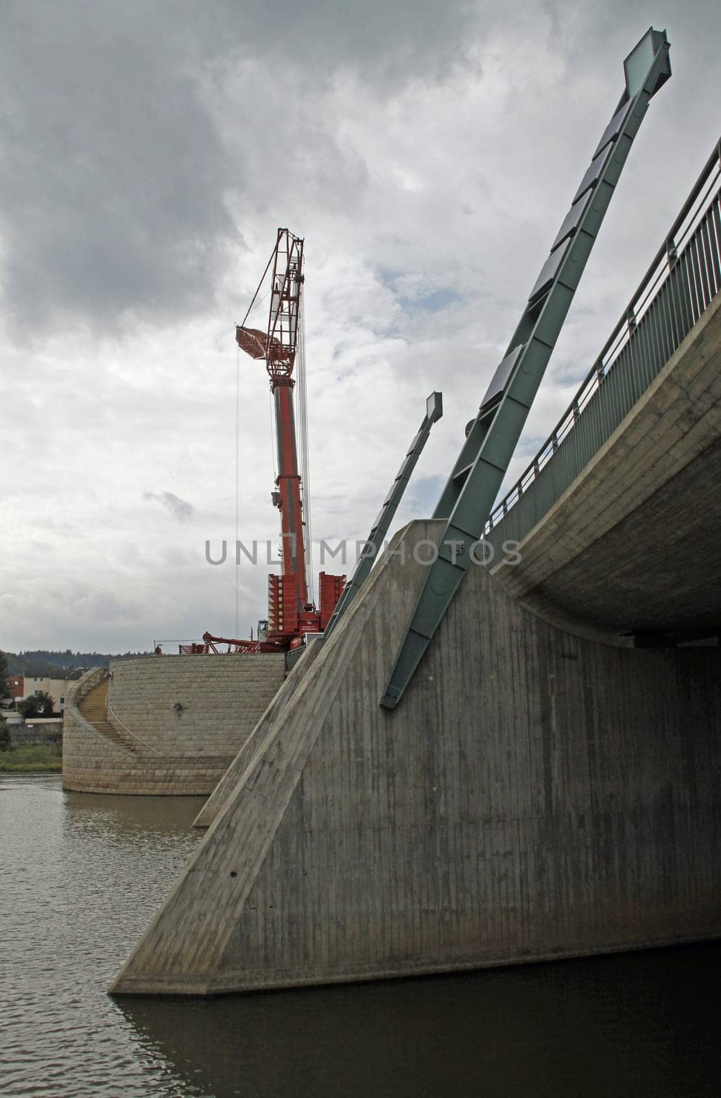 Demolition work Münsterbrücke Hameln