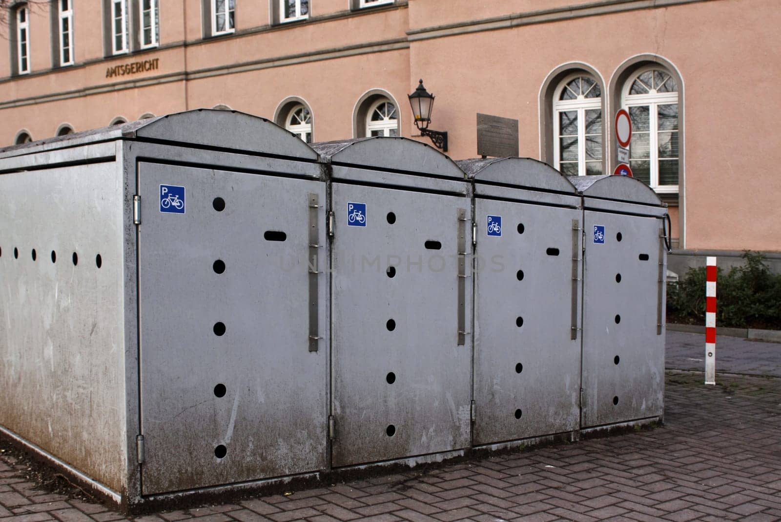 Bicycle boxes in Hamelin
