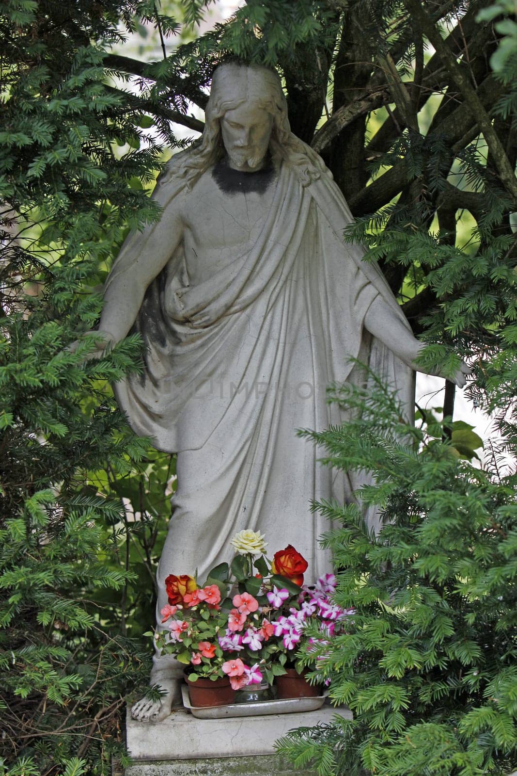 Christ the Redeemer Statue Cemetery Hamelin