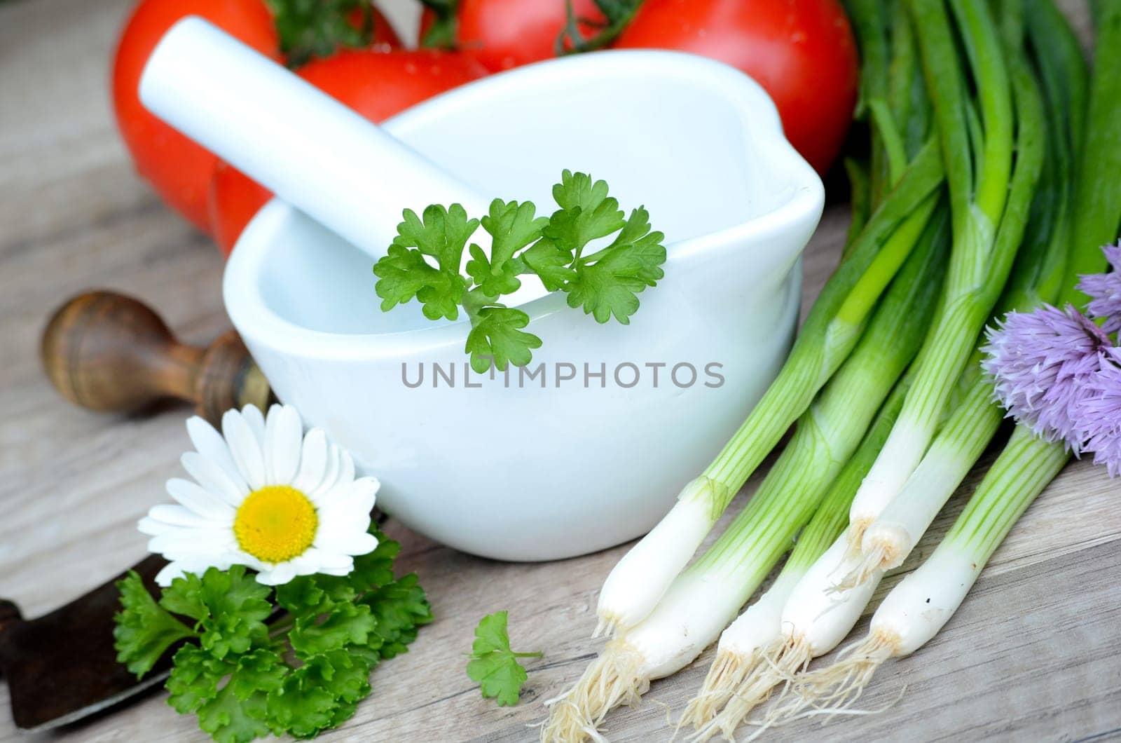 Tomatoes,Herbs,Chives,Kitchen