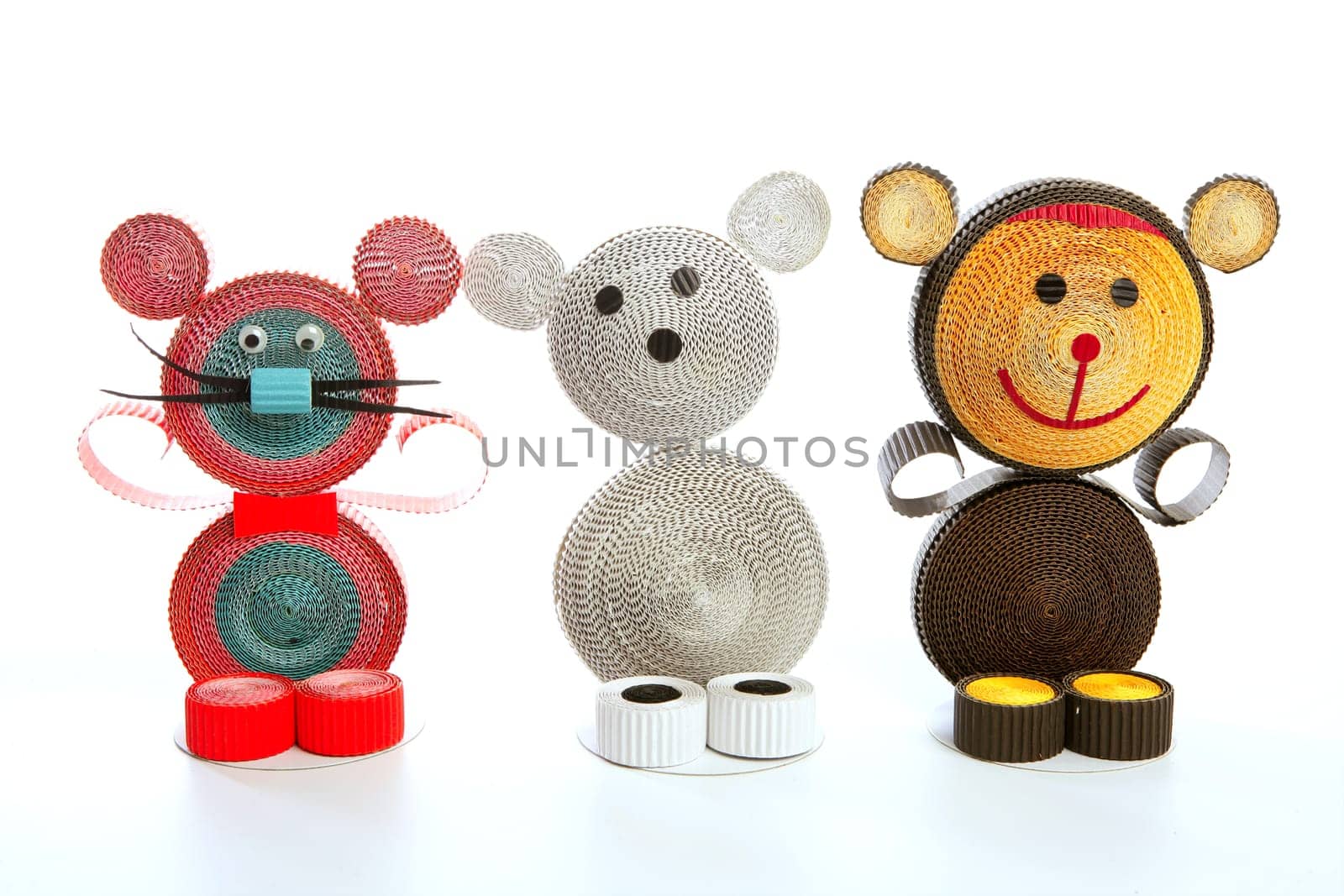 Carton funny carboard handmade bear