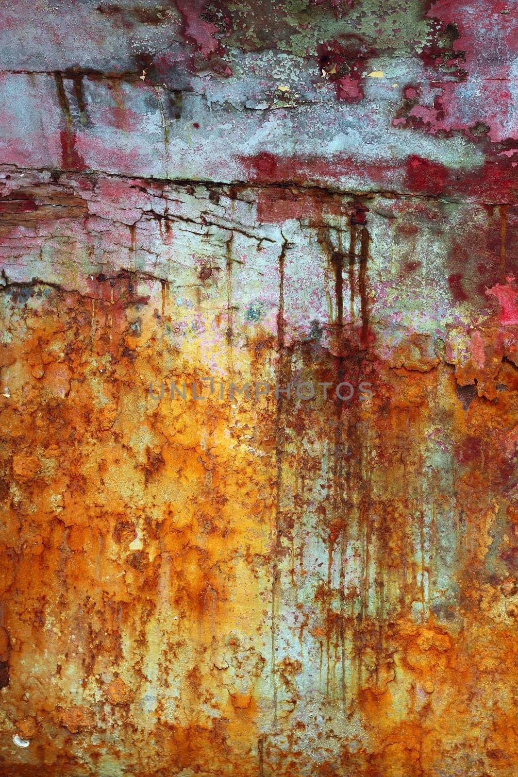 green and red grunge aged paint wall texture background