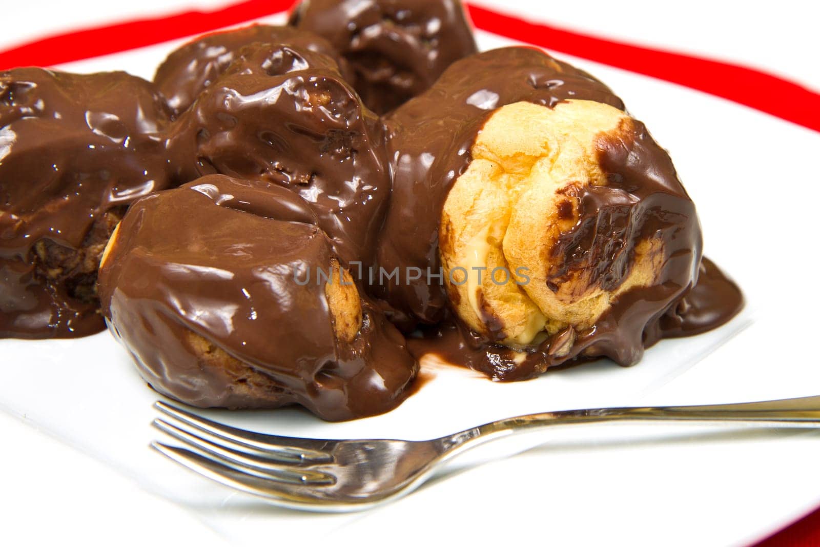 profiterole, classic italian dessert with chocolate