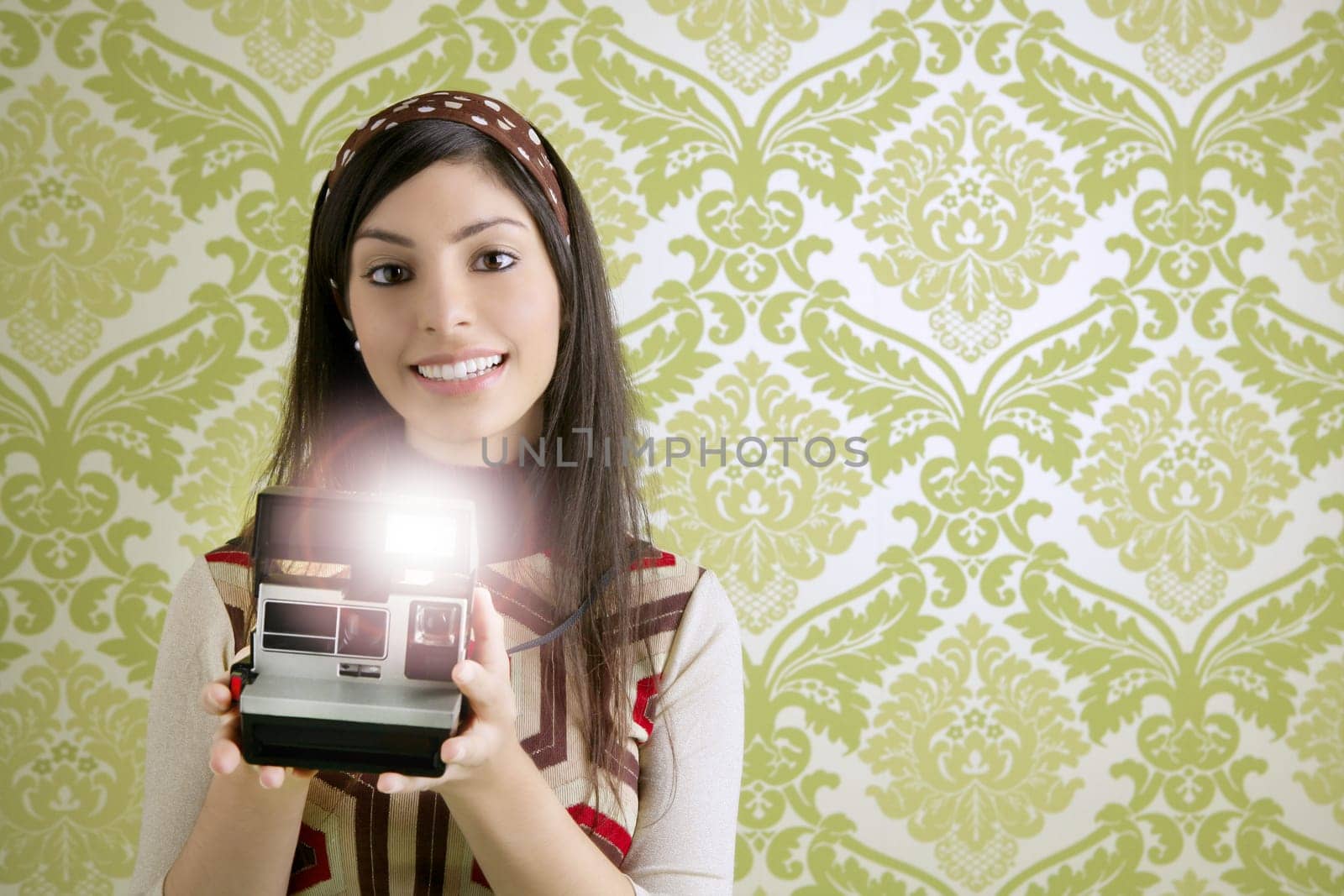 Retro photo camera shooting woman green sixties wallpaper vintage