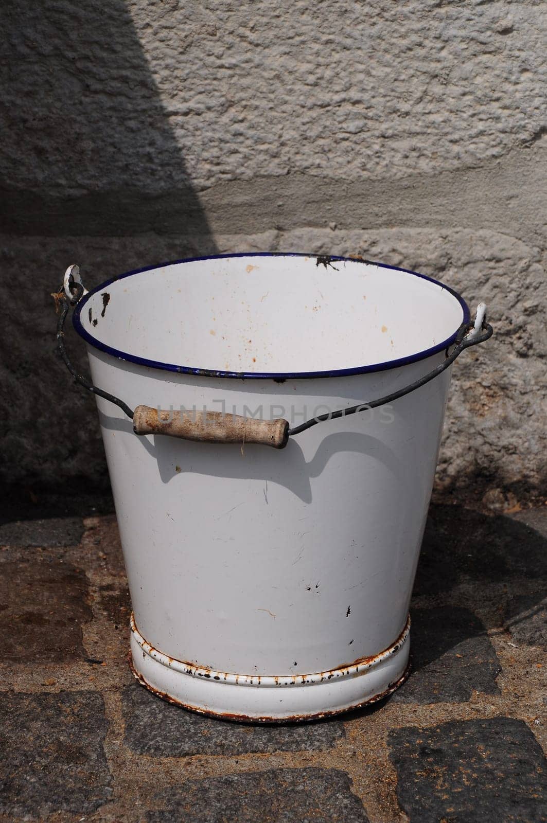 Bucket