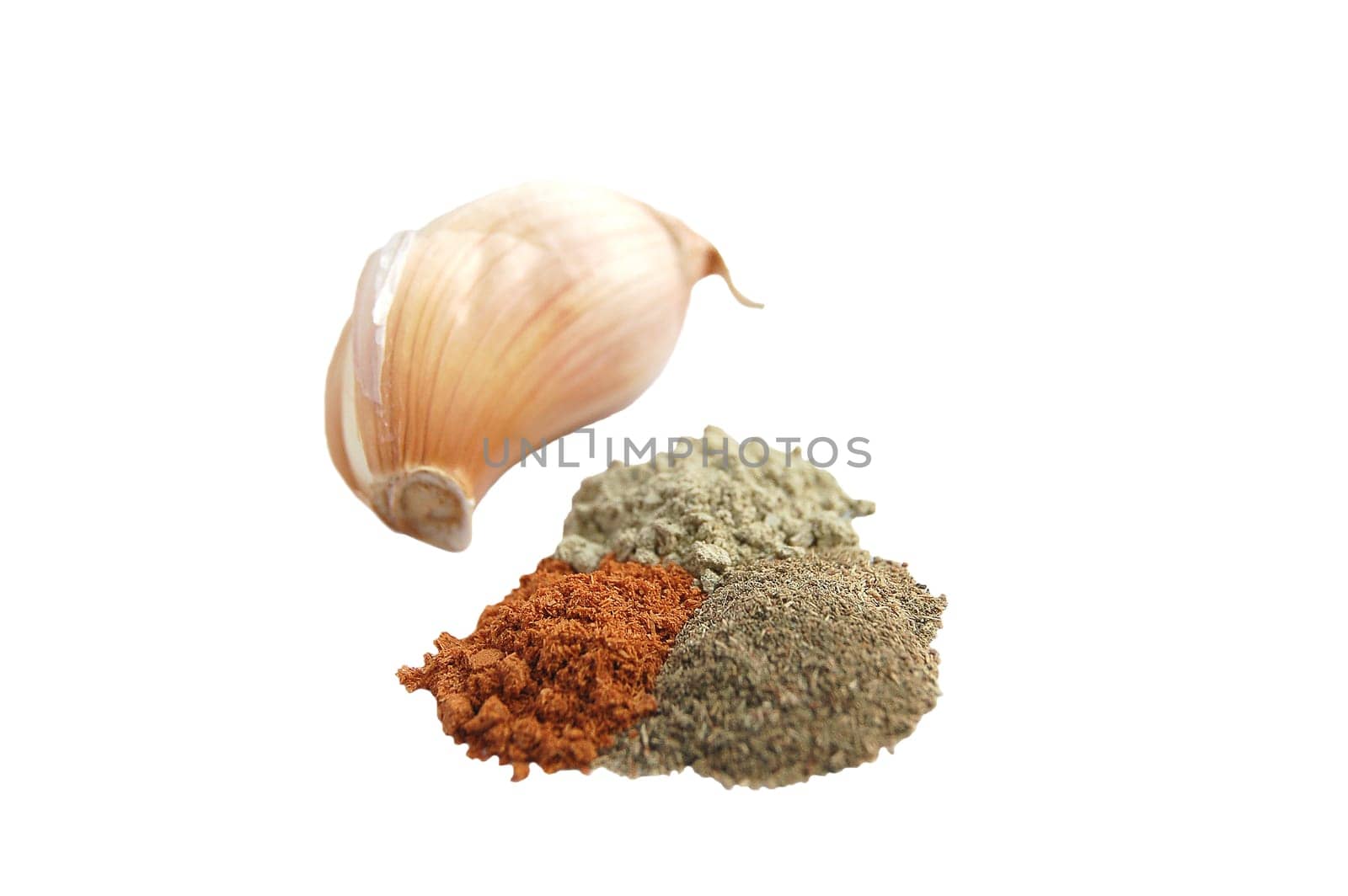 herbal powder and garlic