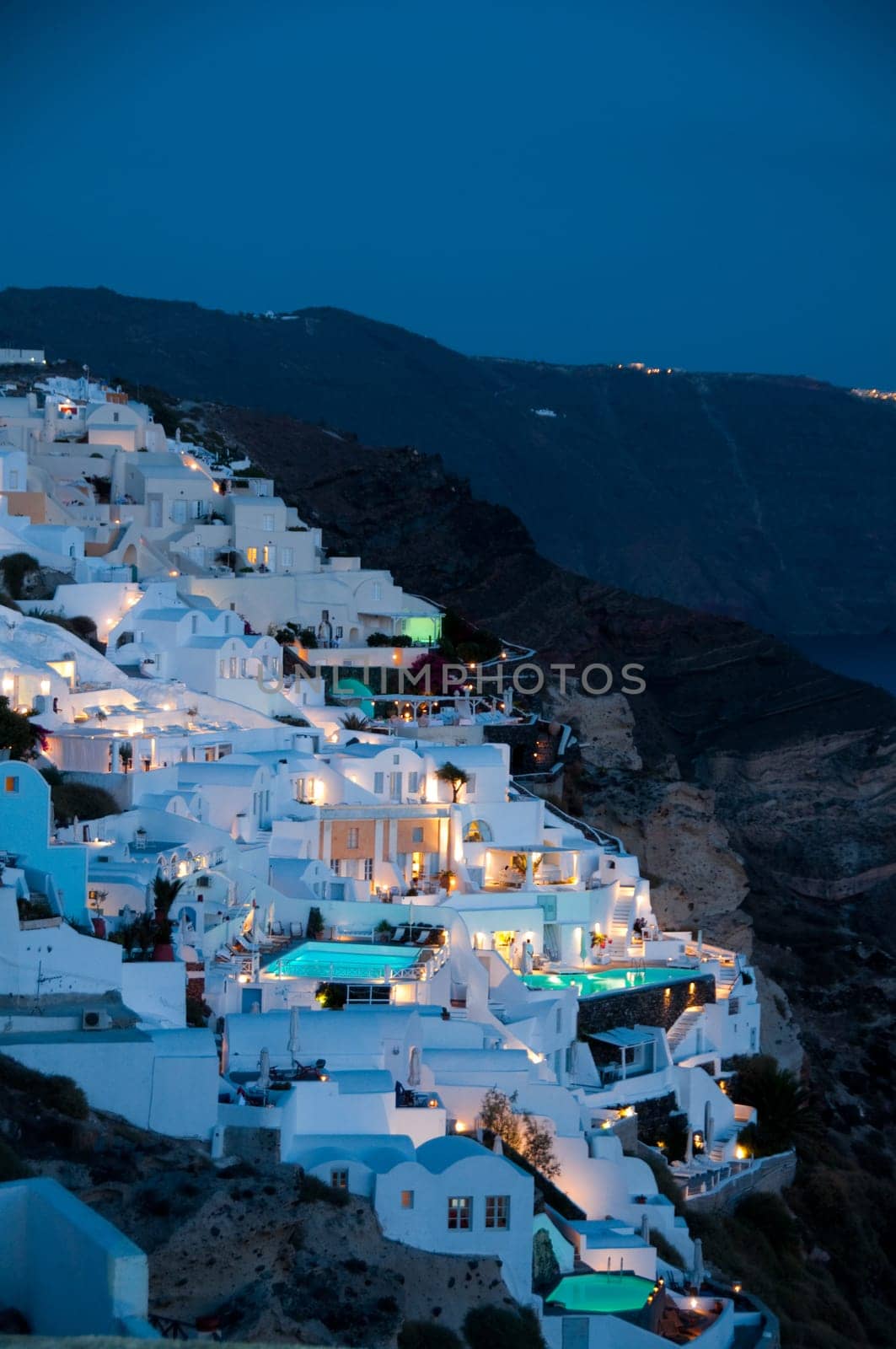 Greek Tourism in santorini island hotel lodging