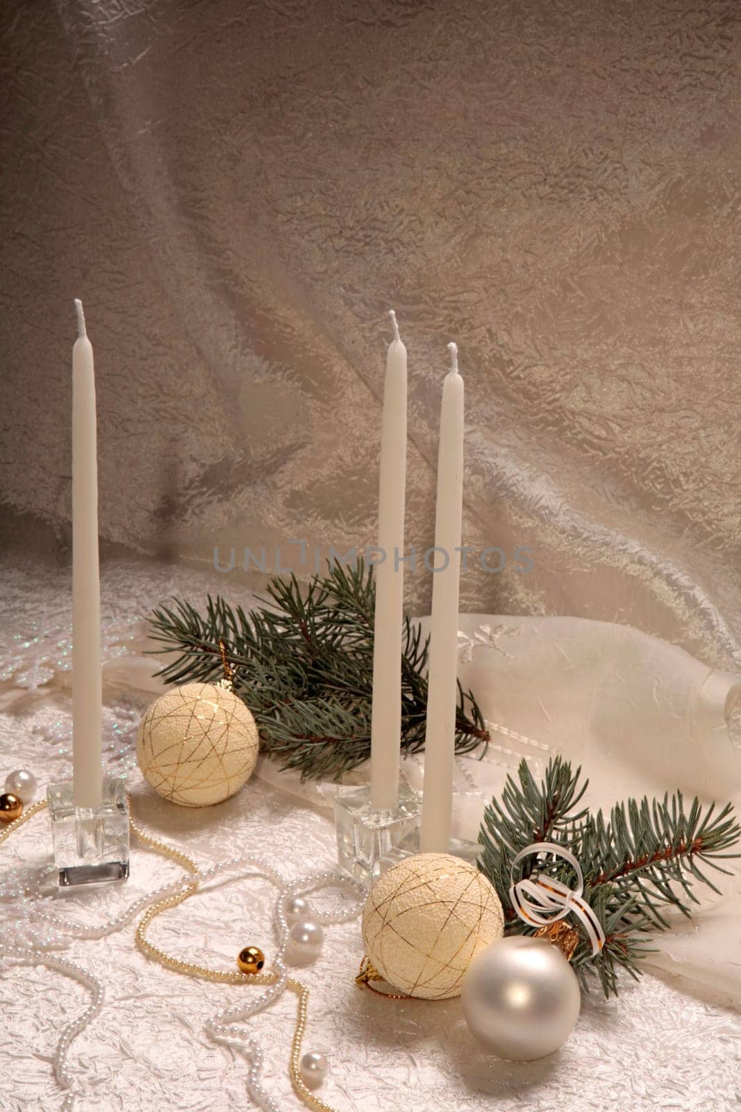 Christmas composition is represented in cold colours