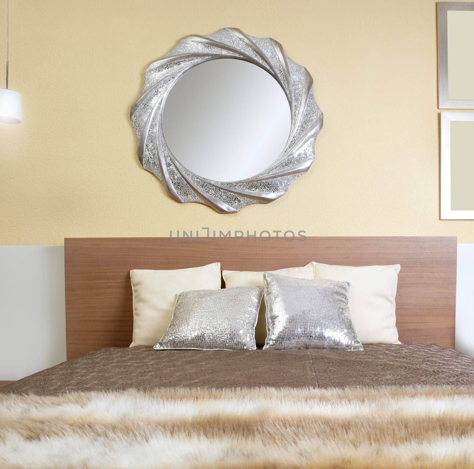 bedroom modern silver mirror fake fur african blanket