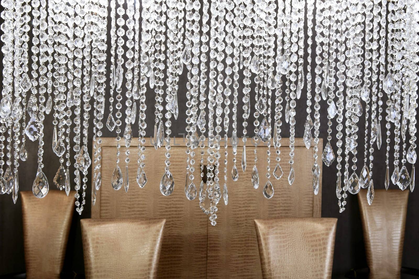 dining room modern crystal strass lamp and crocodile golden chairs