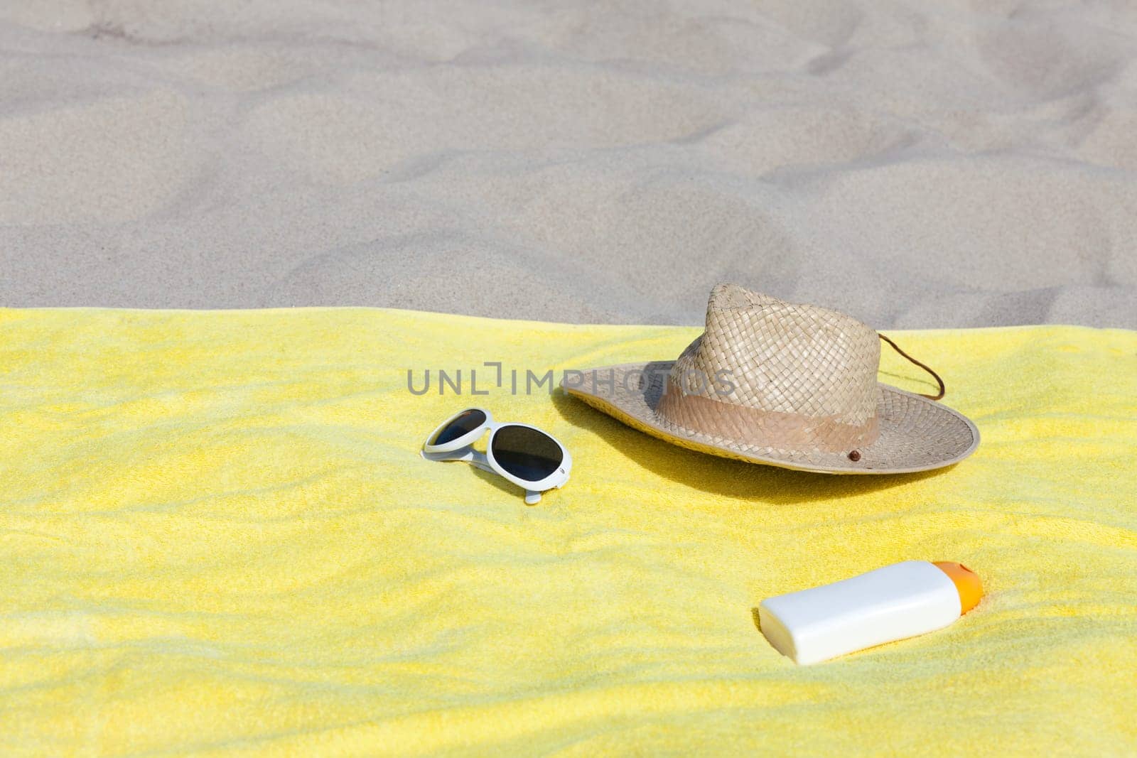 Beach holiday on the sandy beach of the Baltic Sea